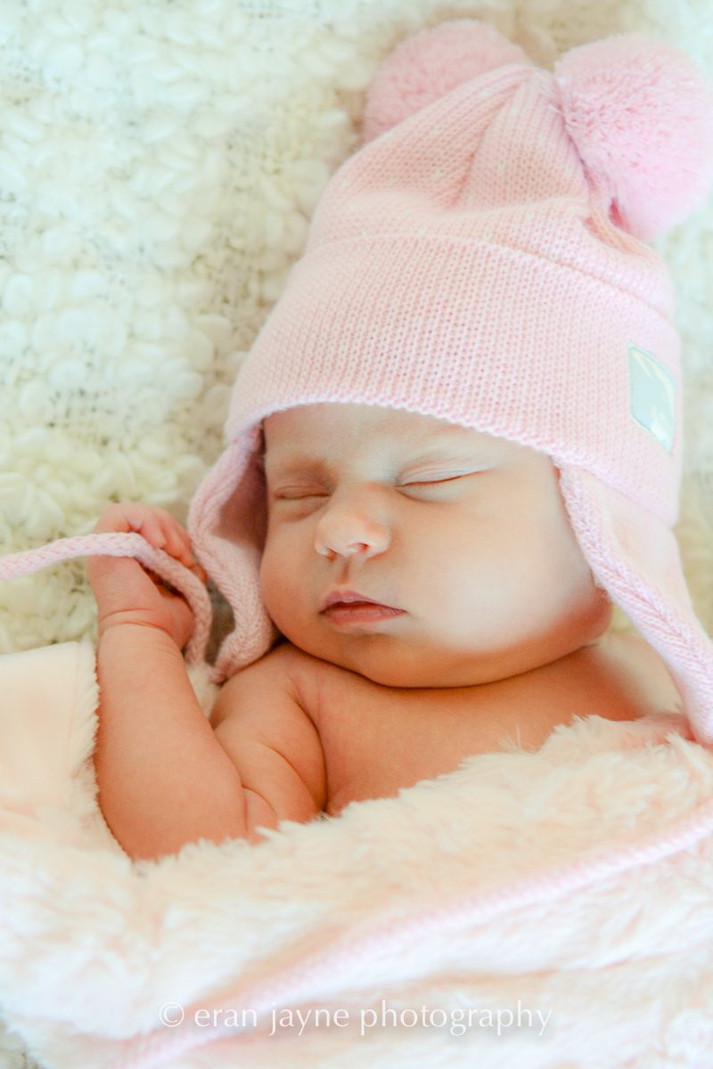 newborn lifestyle photography