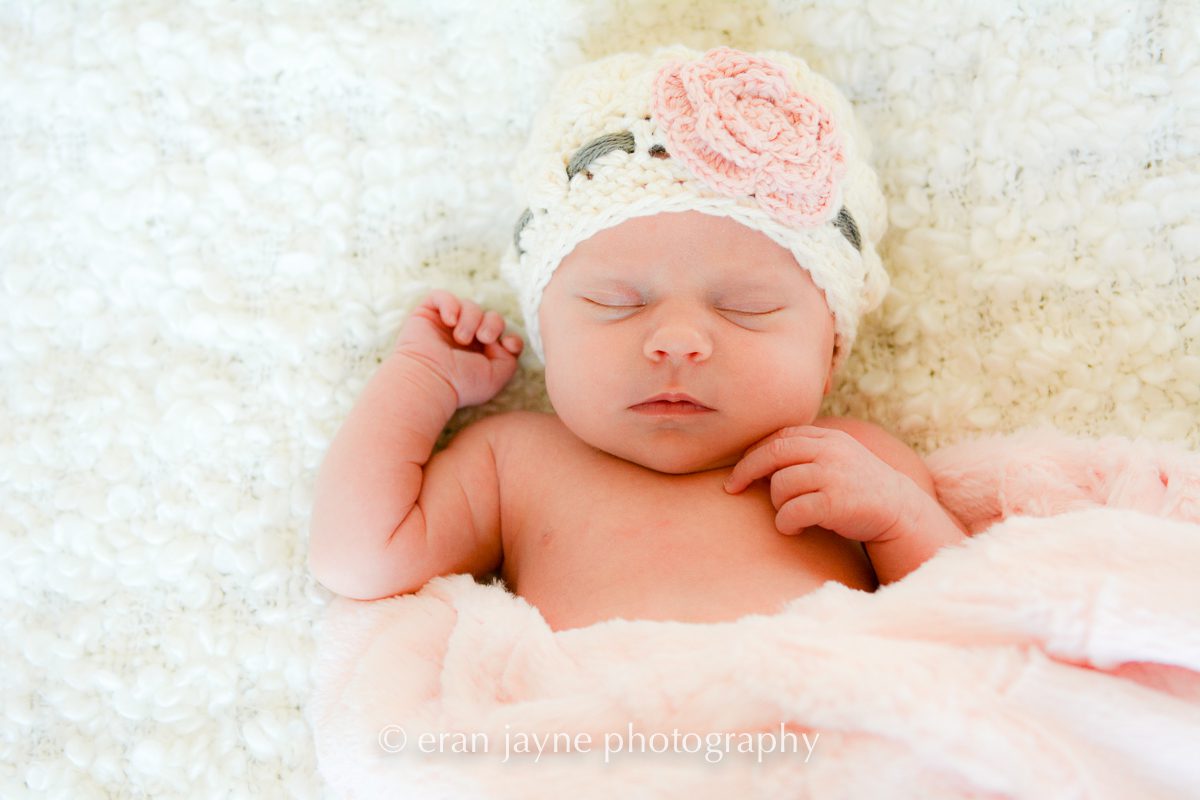 newborn lifestyle photography