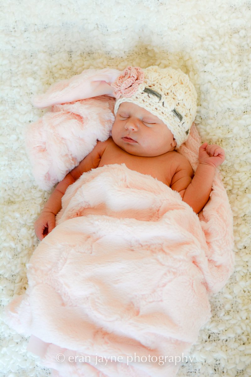 newborn lifestyle photography