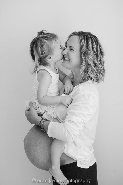 Tsawwassen maternity photographer