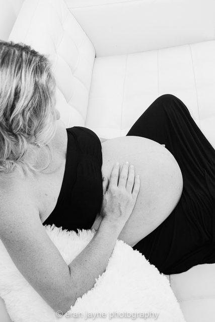 Tsawwassen maternity photographer