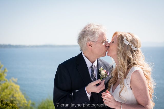 White Rock wedding photographer