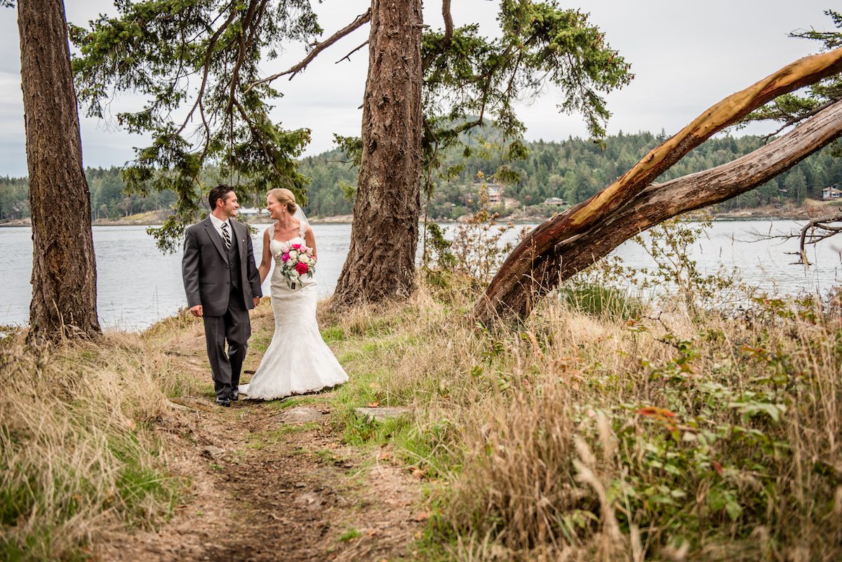 Gulf Island wedding photographer