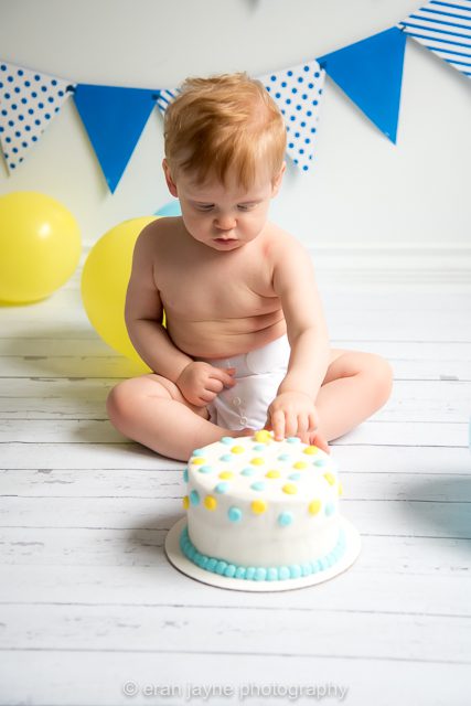 Tsawwassen cake smash photographer