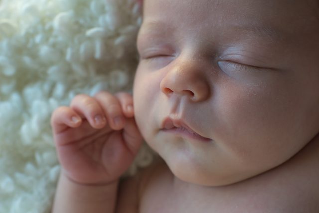 Tsawwassen newborn photographer