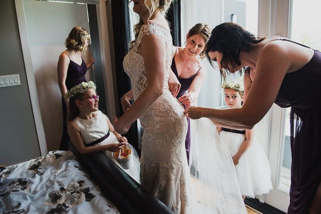 boutique wedding photographer