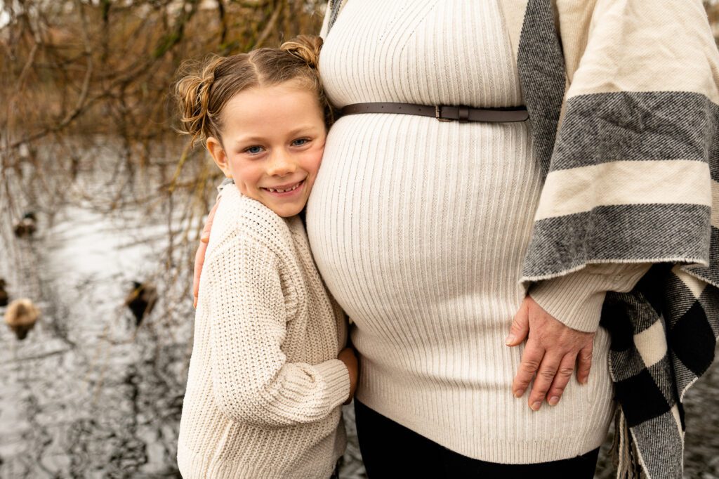 Tsawwassen maternity photographer