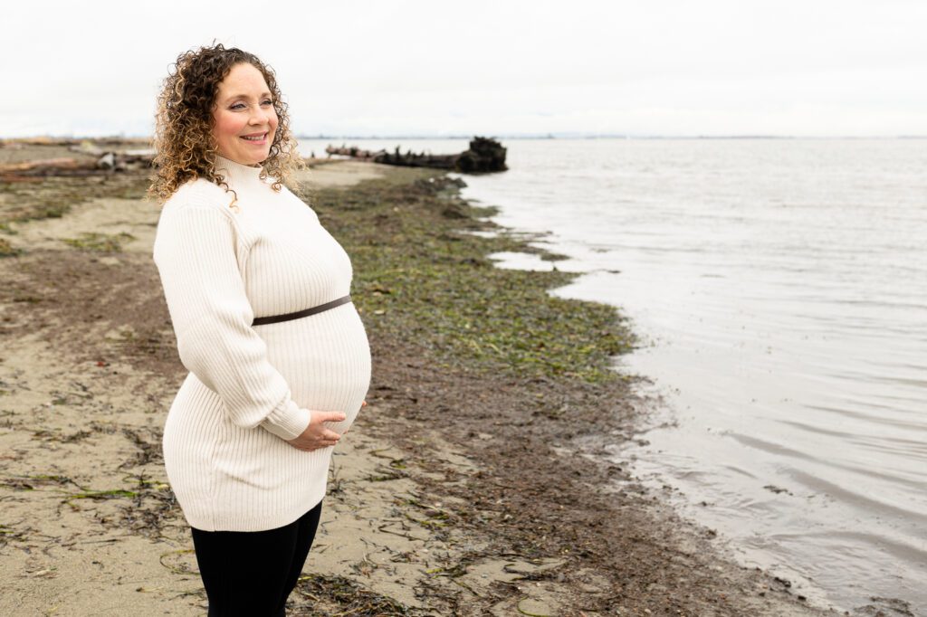 Tsawwassen maternity photographer