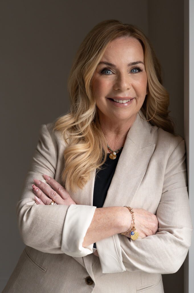 LinkedIn headshot photographer South Delta